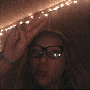 Meet your Posher, Jenna